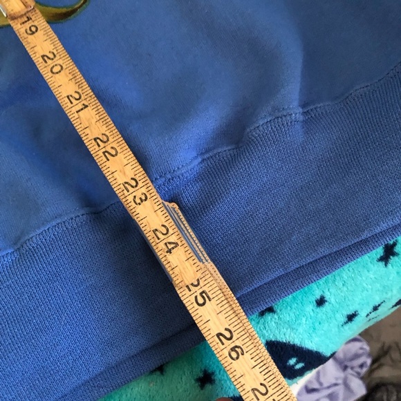 VTG embellished Blue Floral Women's Sweater XL in Mens so more room for women - Picture 7 of 7